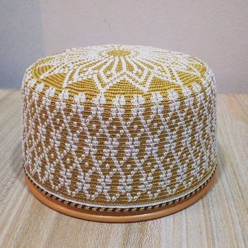 Golden Topi